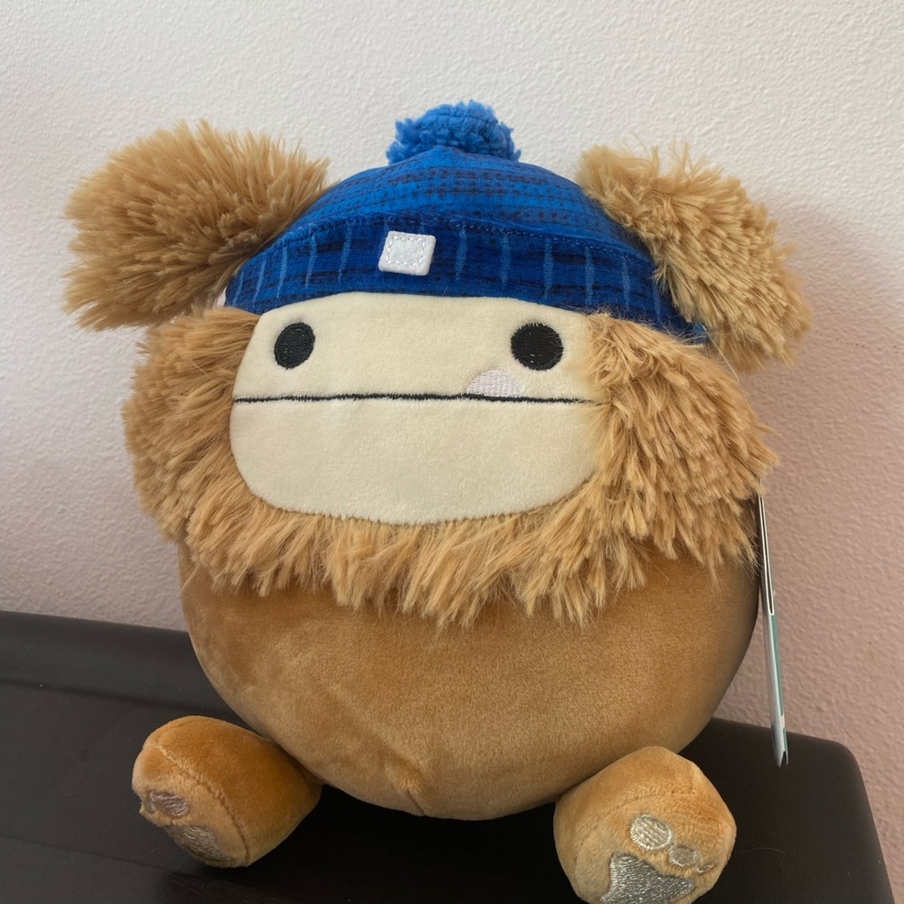 Benny with hat squishmallow